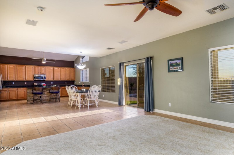 Family room / kitchen