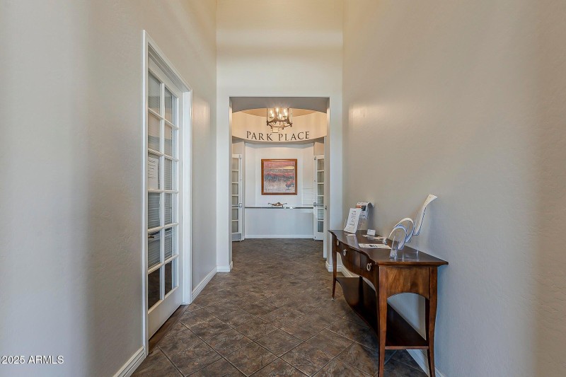 20251005165143159151000000-o