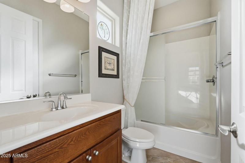 Guest Bedroom En-suite