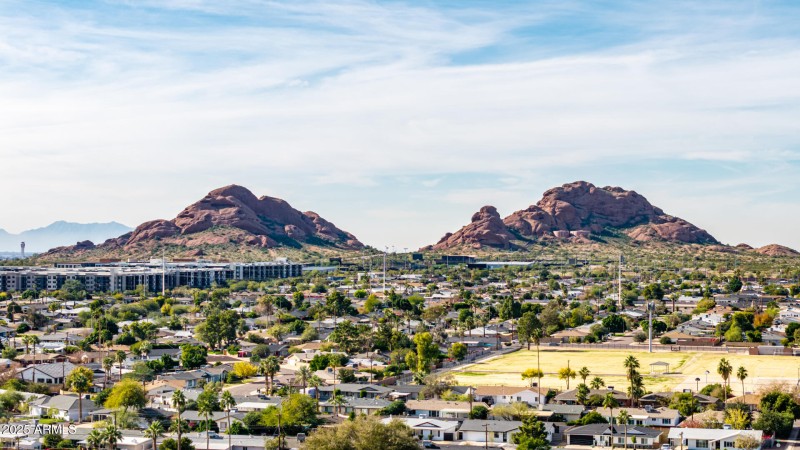 2221 N 71st St Aerial West