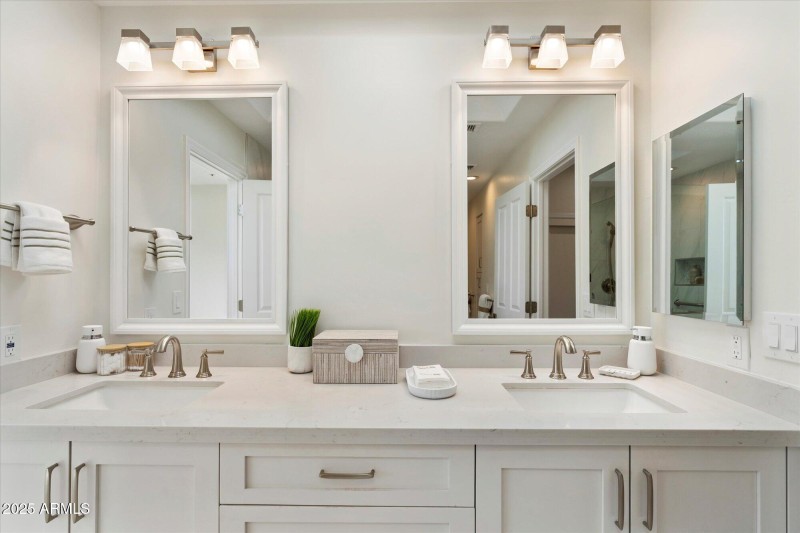 Dual Sinks in Spacious 3rd Bath