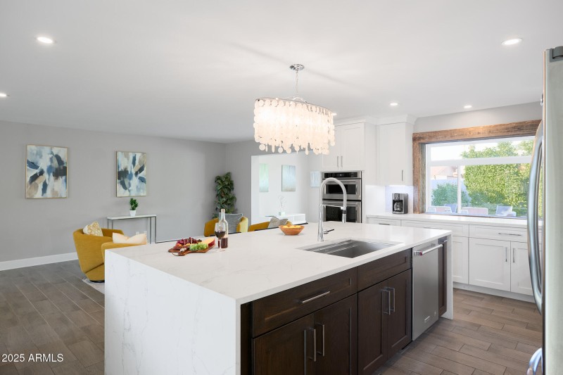 PropertyImageCo_8620EPlazaAve_WEB_16