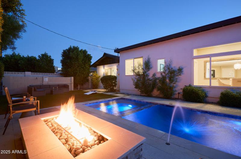 PropertyImageCo_8620EPlazaAve_WEB_36