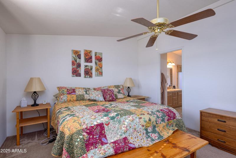 017_photo18_6464_old_homestead_rd