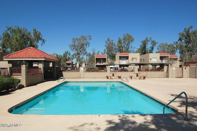 20190816233602370701000000-o