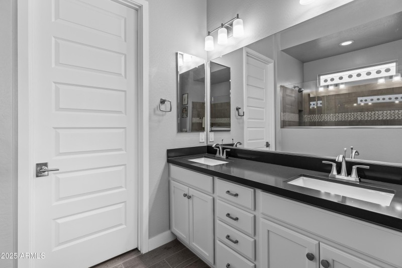 Primary Ensuite Dual Vanity