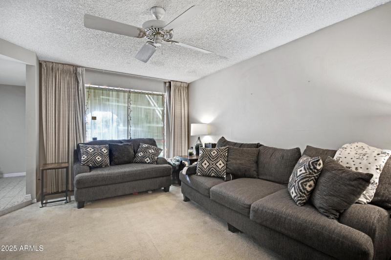 3673 S Roosevelt St-9