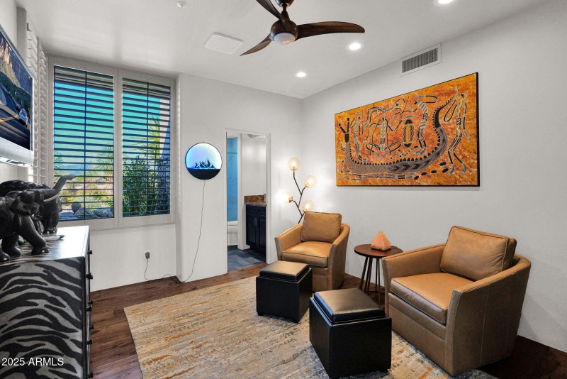 8-web-or-mls-P1348981