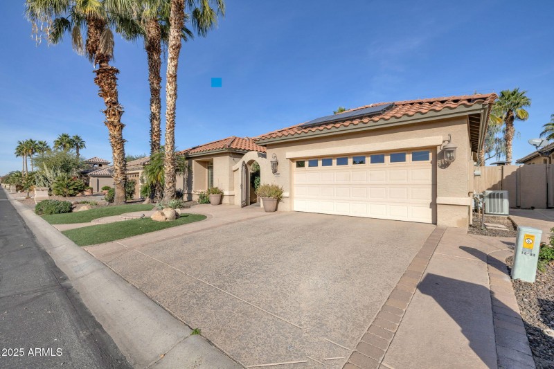 1-web-or-mls-Qp-2579