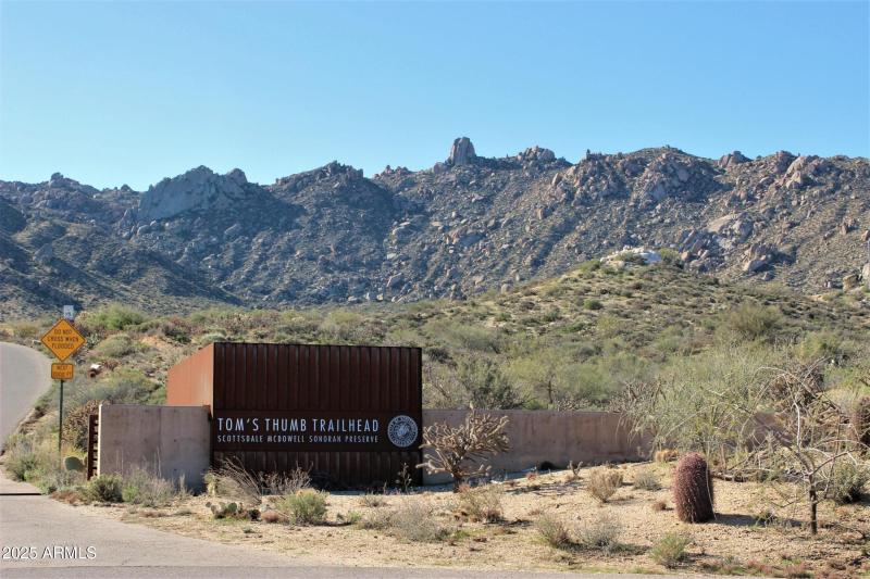 Tom's Thumb Trailhead