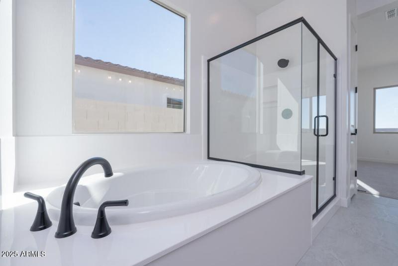 Tri Pointe Soleo 644 - Primary Bath-2MLS