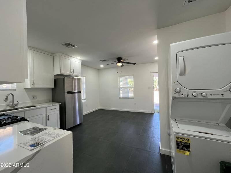 D79C6DF2-4F81-44D7-A9AF-C2F0ADE5F516