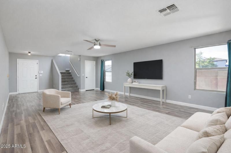 Virtual Staging - Living Room