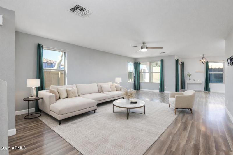 Virtual Staging - Living Room