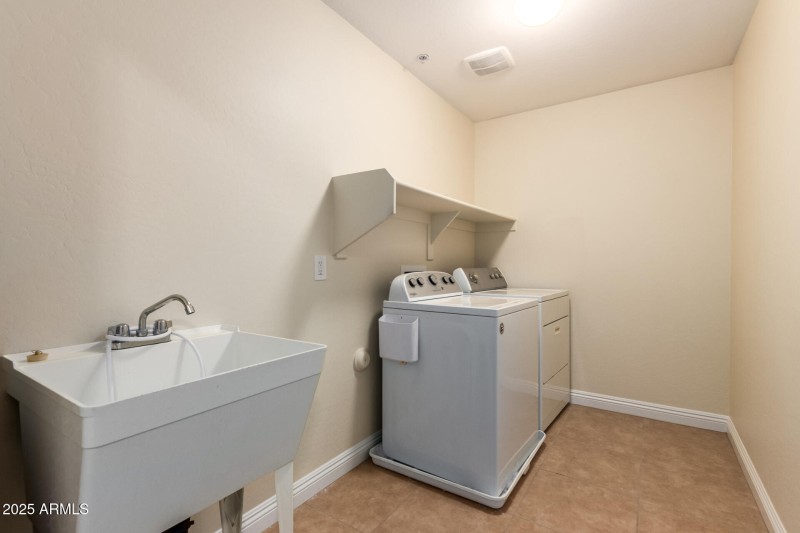Laundry room - includes washer & dryer
