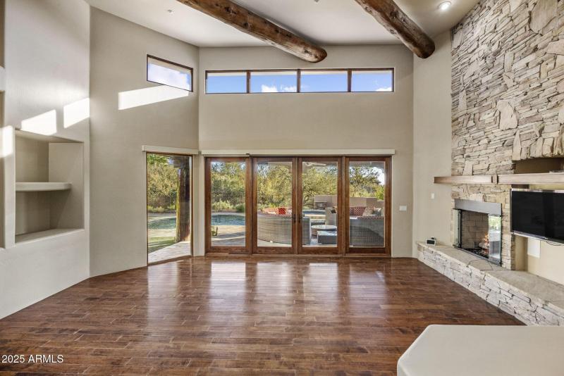 7-web-or-mls-D46A7188