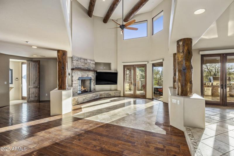 31-web-or-mls-D46A7330