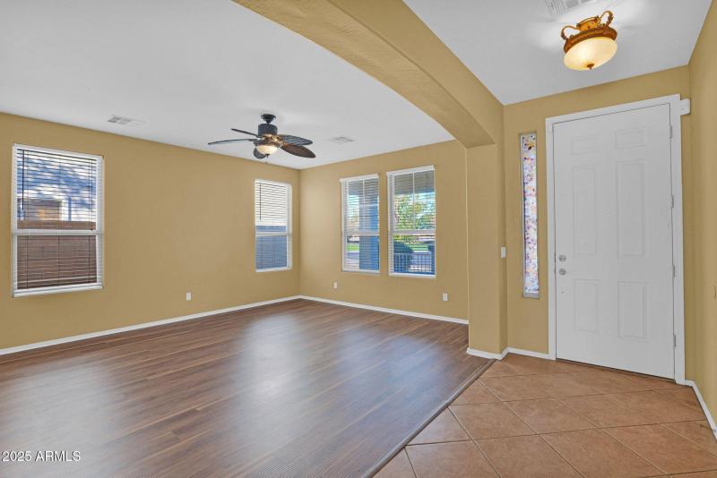 6-web-or-mls-P1404739