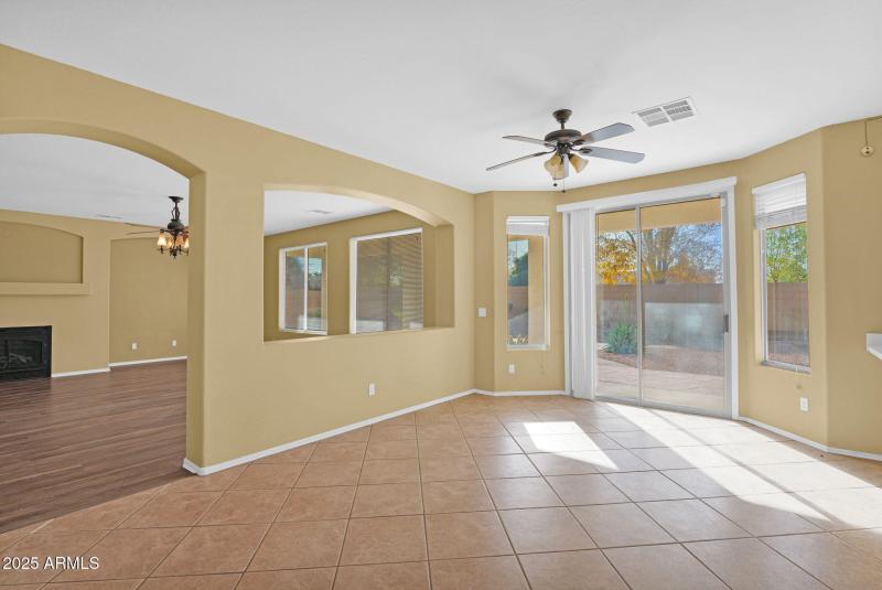 11-web-or-mls-P1404749