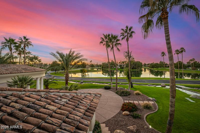 The Sunset Observatory