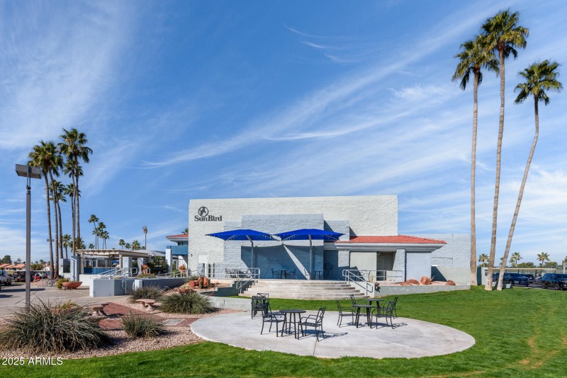 26.1 Outdoor Stage & Dance Floor