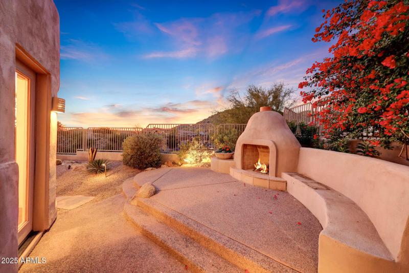 Private Guest House Patio VIEWS