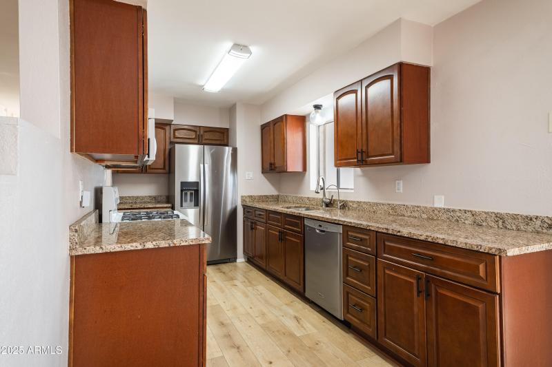 Matt-Cerchiai_2045-W-Sunnyside-Ave-12