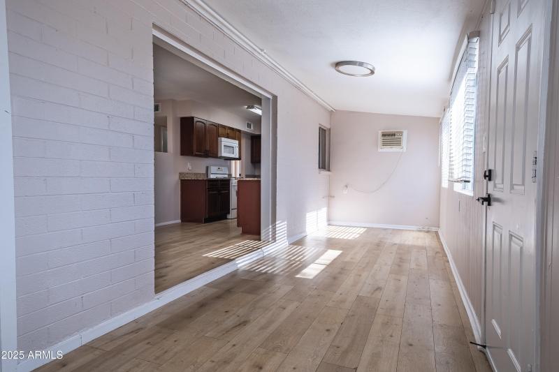 Matt-Cerchiai_2045-W-Sunnyside-Ave-20