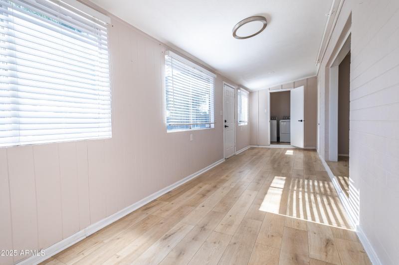 Matt-Cerchiai_2045-W-Sunnyside-Ave-21