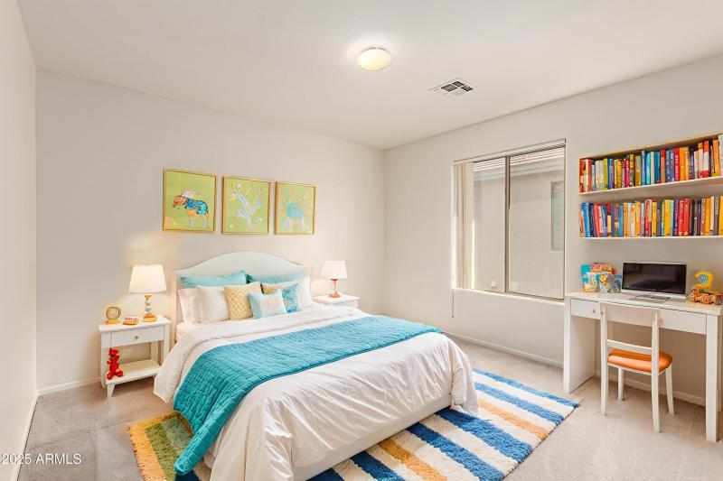 33-Robin - Kids Room - Standard - 2