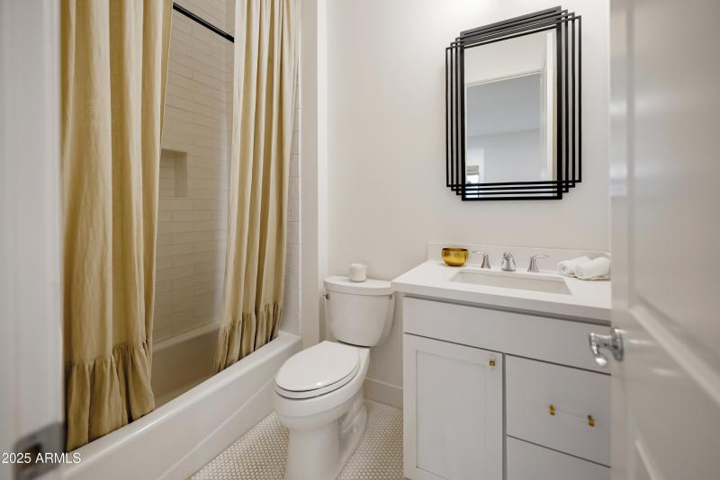 hummingbird_bedrooms14