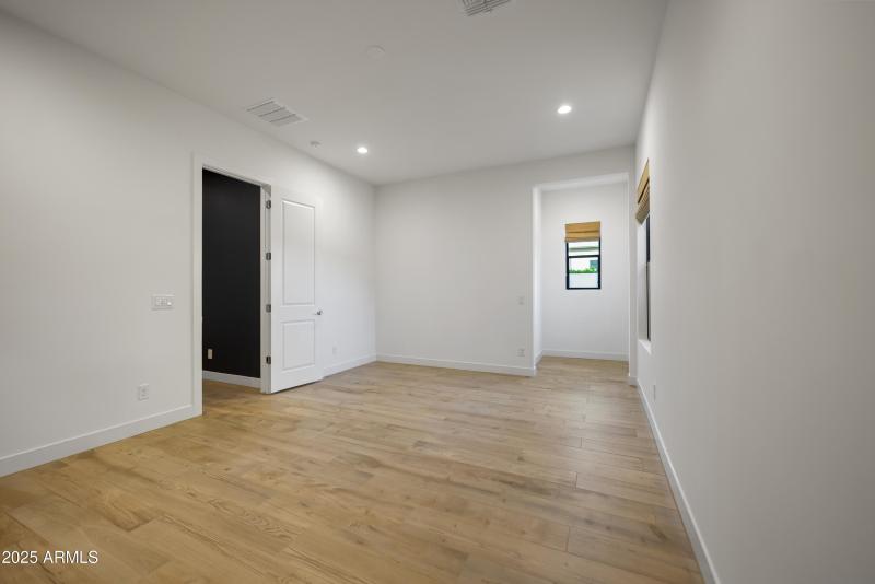 hummingbird_bedrooms15