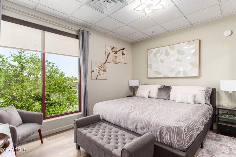 23 - Ave of the Fountains