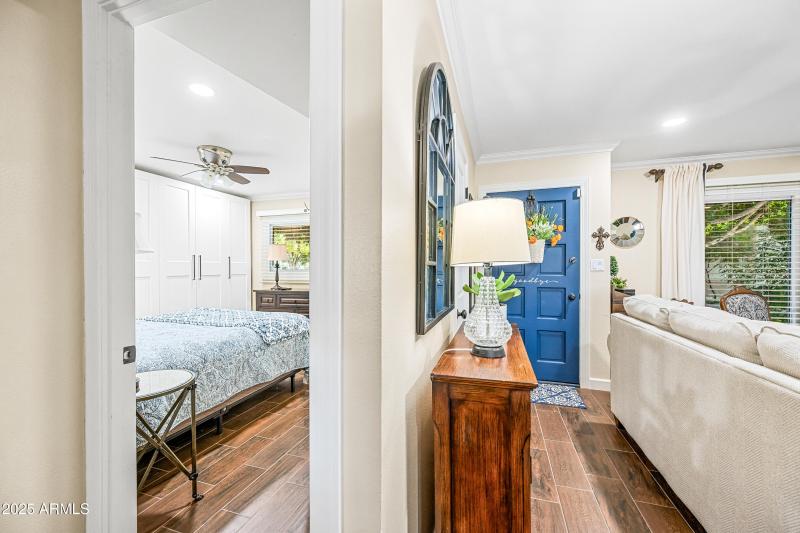 43-5972N83rdS-ocupix-