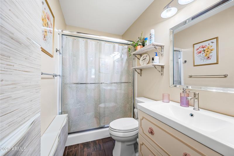 40-5972N83rdS-ocupix-