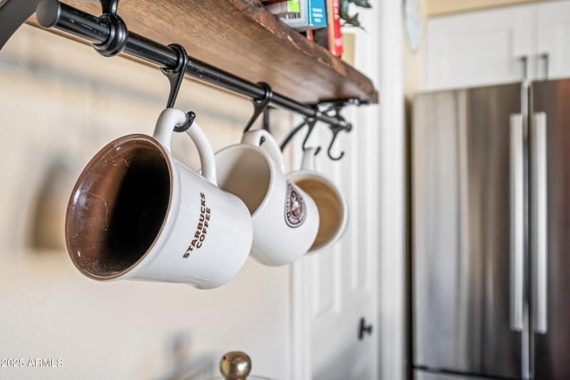 19-5972N83rdS-ocupix-