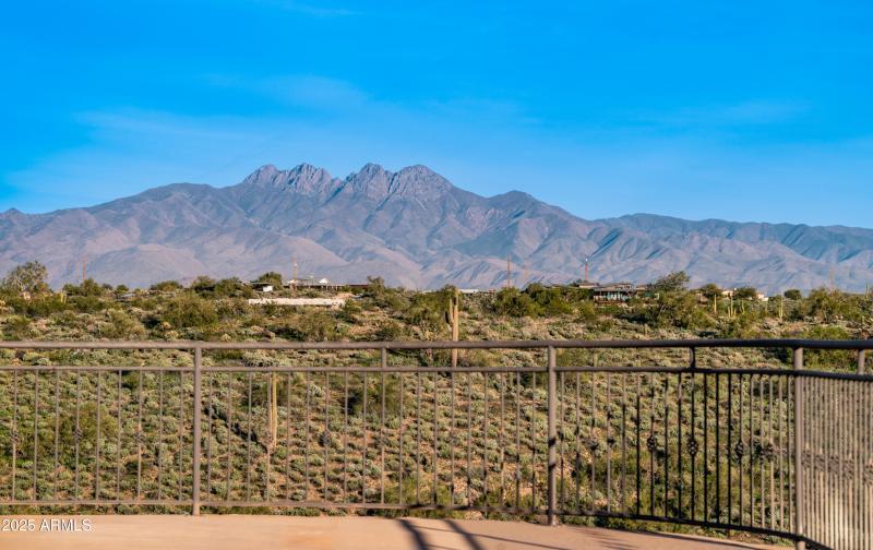 13815 N Vista Del Oro Exteriors-4