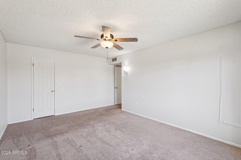 19-web-or-mls-W Jacaranda Dr-S2112-020