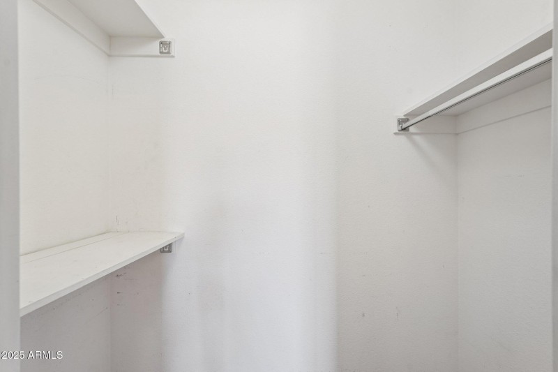 20-web-or-mls-W Jacaranda Dr-S2112-021