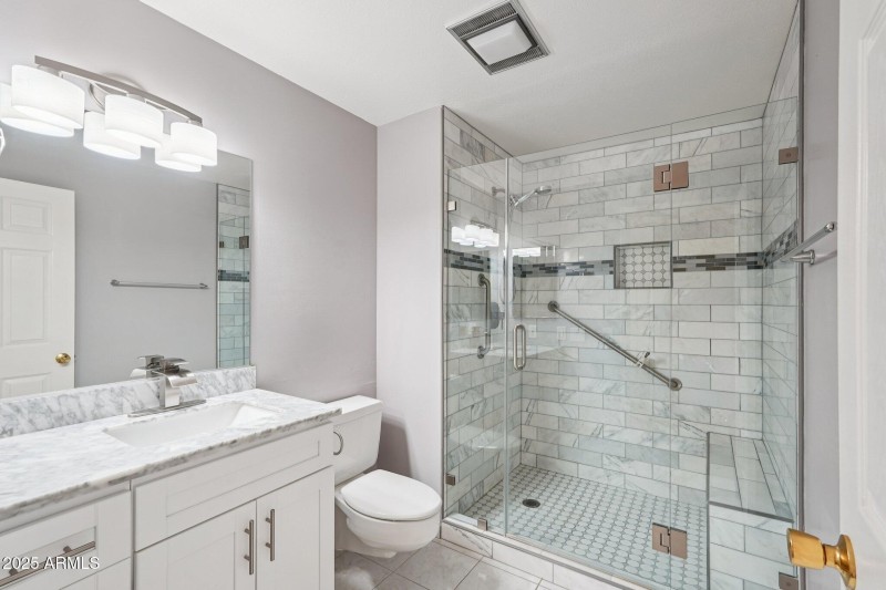 27-web-or-mls-W Jacaranda Dr-S2112-028