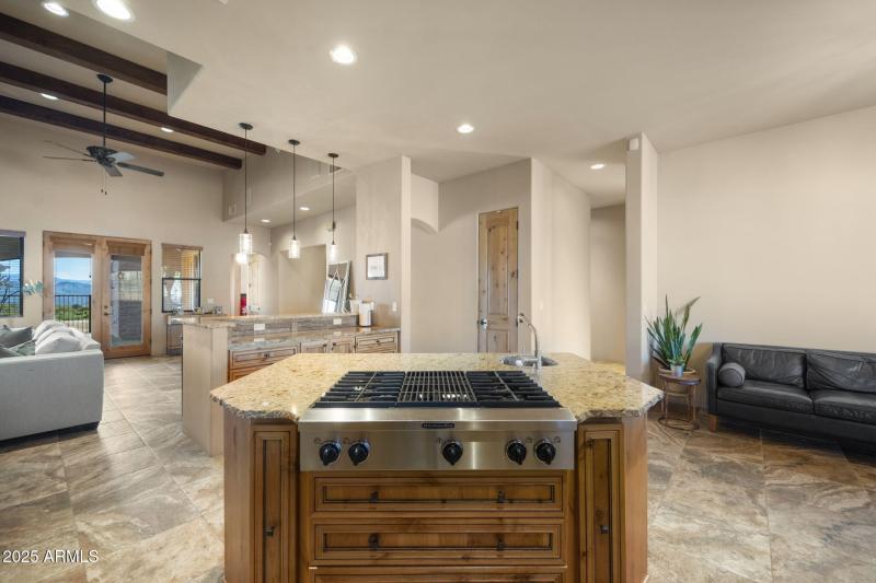 23-web-or-mls-16215-e-saguaro-vista-ct