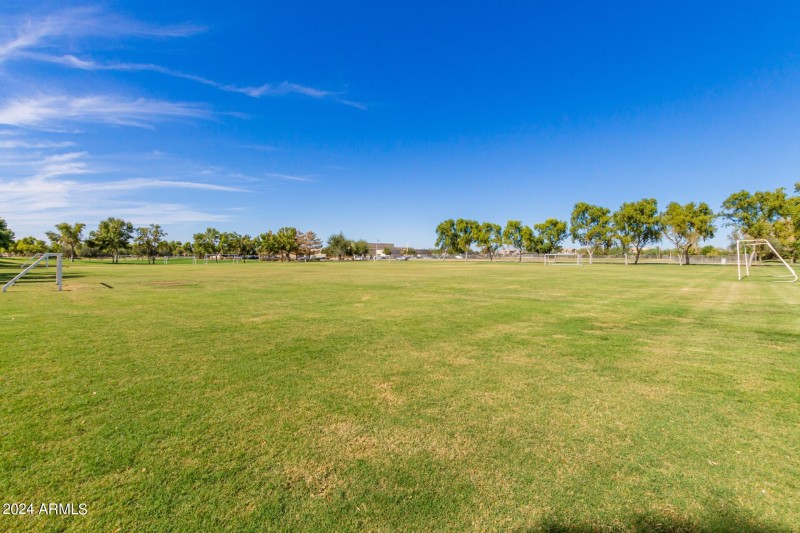Ranch House Clubhouse and Park (6)