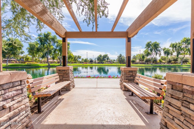 Ranch House Clubhouse and Park (11)