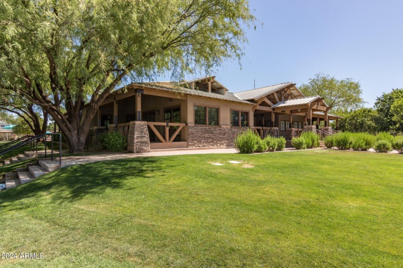 Ranch House Clubhouse and Park (34)