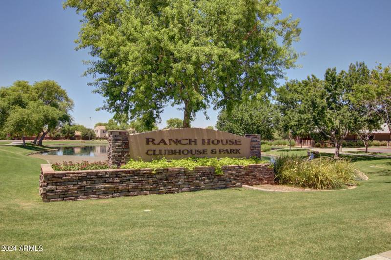 Ranch House Clubhouse and Park (30)