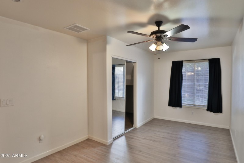 3-Canon EOS 5D Mark IV 6720x4480_000002