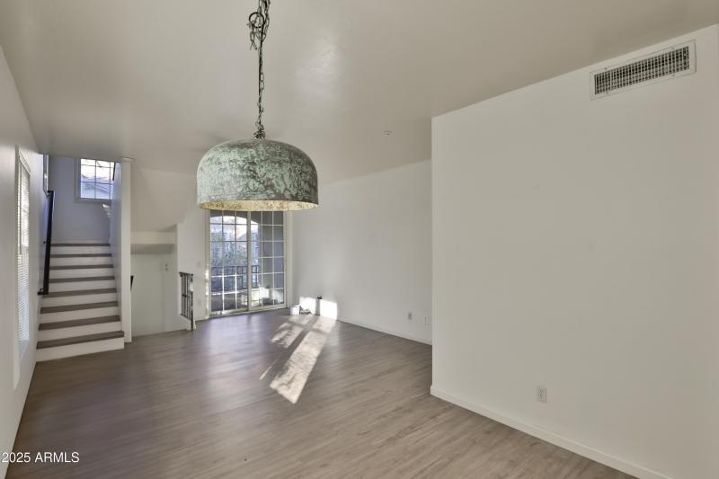 12-Canon EOS 5D Mark IV 6720x4480_000012