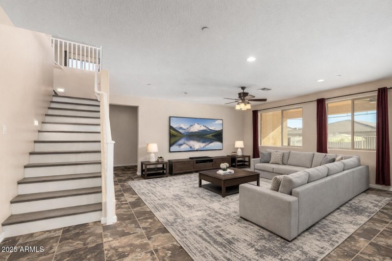 526D99EB-AAD0-44AC-9AE4-E2B0B71D7B12