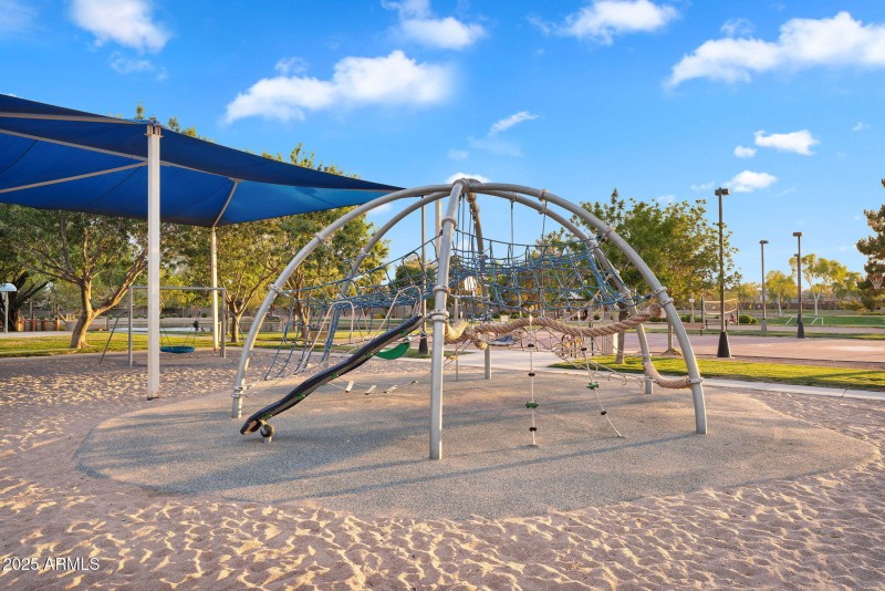 101-web-or-mls-4756 E Ironhorse Rd Commu