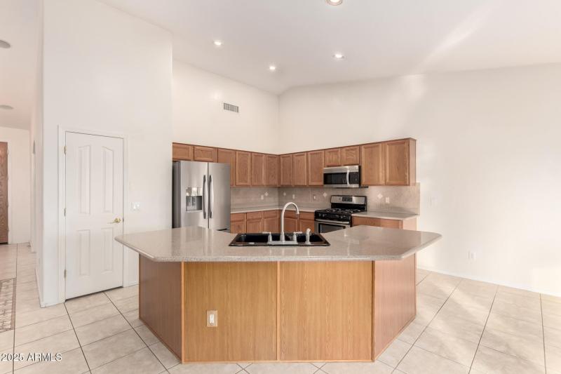 4445 E Sleepy Ranch Rd